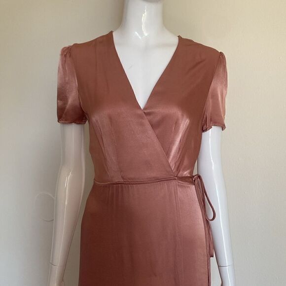 WAYF Rose Gold Gwyneth Wrap Satin Midi Dress Size Small - Picture 5 of 16